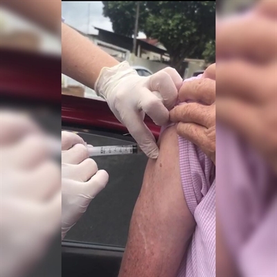 Vídeo com a chamada “vacina de vento” se espalhou por todo Brasil na época; novo julgamento do caso deve ser realizado em breve (Foto: Reprodução)