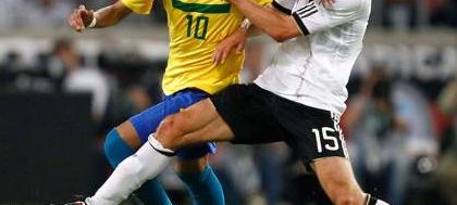 Seleção leva 3 gols da Alemanha