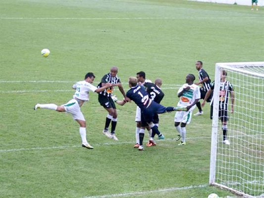Alvinegra lamenta empate no final da partida