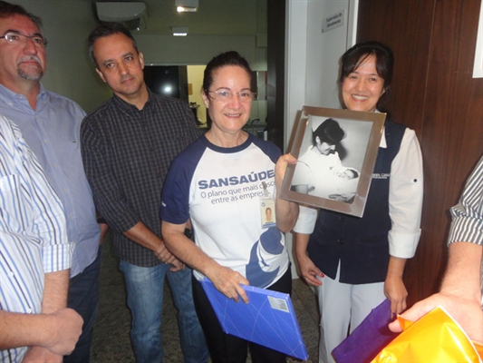 Enfermeira recebeu homenagens de toda equipe do hospital