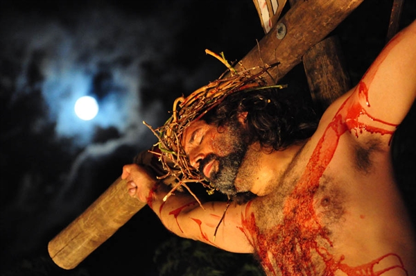 Encenação da Paixão de Cristo acontece hoje na Matriz