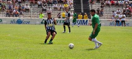 Futebol do Bem: time local desafia equipe do Basílio