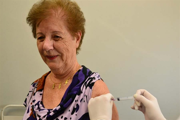 Mais de 6 mil pessoas imunizadas contra a gripe