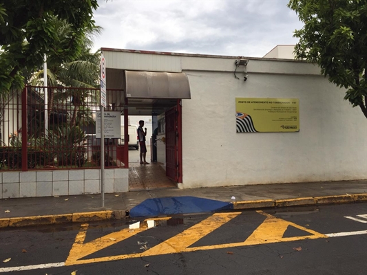 O PAT de Votuporanga fica na rua Barão do Rio Branco, 4497; o horário de atendimento é das 8h30 às 16h30  (Foto: Érika Chausson/A Cidade)