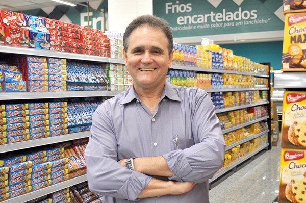 O destacado comerciante José Francisco dos Santos já trabalha a abertura da 10ª loja do grupo Porecatu. Será em Rio Preto. Votuporanga orgulha-se de ser a sede daquela empresa. (Foto: Arquivo Pessoal)