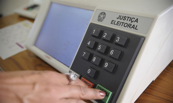 Tribunal Superior Eleitoral (TSE) consta a lista de partidos e o número de filiados de cada um em Votuporanga (Fábio Pozzebom/Agência Brasil)