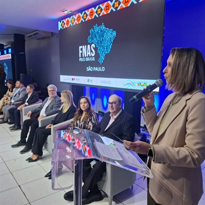 A secretária Estadual de Desenvolvimento Social, Andrezza Rosalem esteve em Votuporanga e destacou o trabalho do município no setor (Foto: Governo de SP)
