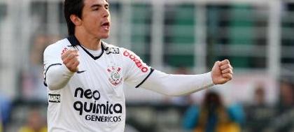 Corinthians encara o Flu para manter a liderança