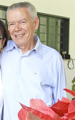 O cartorário Antonio Carlos Mainardi é testemunha ocular da história de Votuporanga.  É uma boa sugestão para a entrevista no “Baú de Votu” (Foto: Arquivo pessoal)