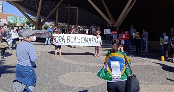 O protesto em Votuporanga acontecerá a partir das 17h, na Praça Cívica Professor Benedito Lopes de Oliveira (Concha Acústica Professor Geraldo Alves Machado) (Foto: A Cidade)