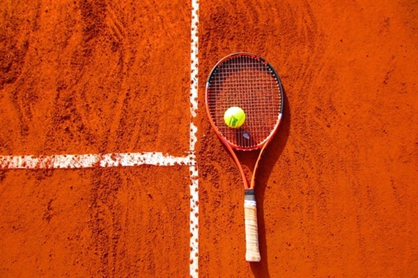 Tênis: o torneio será realizado em outubro nas quadras do Votuporanga Clube de Campo; inscrições estão abertas (Foto: Reprodução)