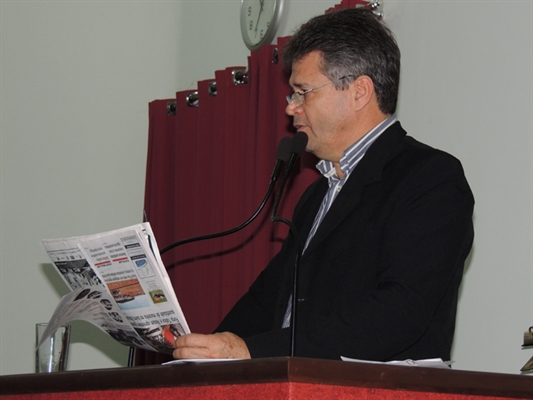 Vereadores repercutem briga de secretários Emerson e Marli