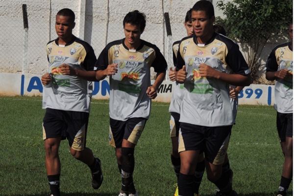 Clube Atlético Votuporanguense sub-20 treinou duro