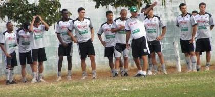 Fefecê e Bandeirante garantem vagas à 2ª fase