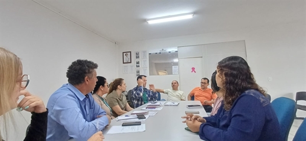A secretaria de Direitos Humanos realizou uma reunião com diversos órgãos para definir as estratégias de fiscalização (Foto: Prefeitura de Votuporanga)