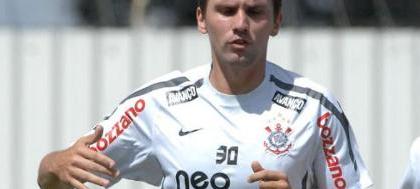 Palmeiras e Corinthians fazem o clássico da "degola"