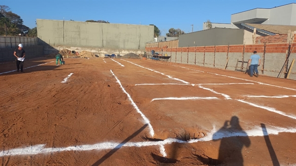 Atualmente, a obra está com cerca de 10% de execução, com a equipe finalizando a etapa de fundação da estrutura (Foto: Prefeitura de Votuporanga)