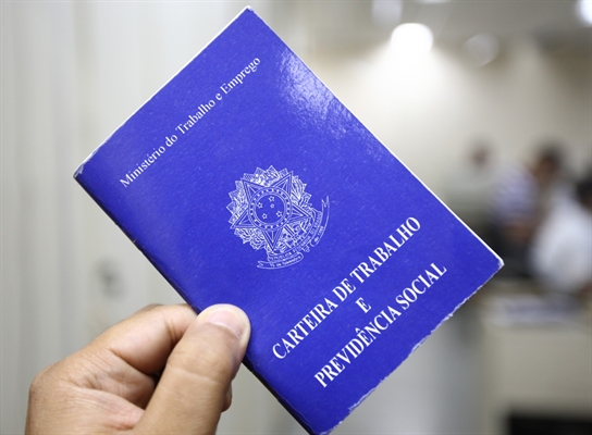 Empregos formais em outubro têm o menor resultado desde 1999