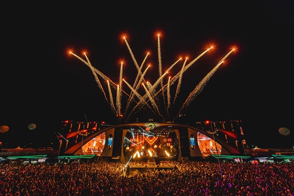 Faltando exatos 100 dias para o Carnaval de 2022, o Oba Festival já confirmou 15 grandes atrações, do sertanejo ao axé (Foto: Divulgação)
