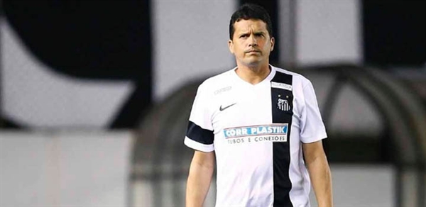 Entre paulistas, Santos surpreende e volta a ser o melhor