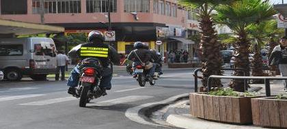 Vereadores votam projeto com regras para mototáxis