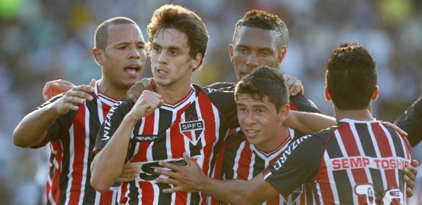 Muricy poupa três no Tricolor e deve mudar esquema tático