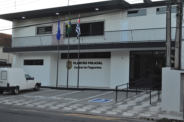 O boletim de ocorrência foi registrado na Central de Flagrantes de Votuporanga na terça-feira (18)  (Foto: A Cidade)