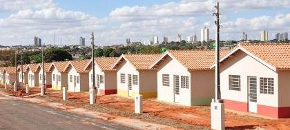 Vereadores apontam problemas em casas do Monte Alto