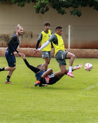 Votuporanguense cancela jogo-treino por conta das chuvas (Foto: CAV)