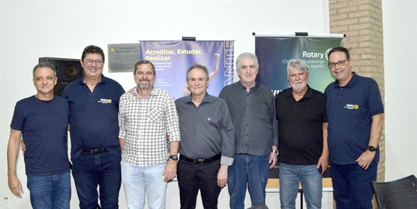 Lideranças envolvida no 1ª Rotary Run Track & Field Unifev Porecatu, corrida que envolve esporte e solidariedade (Foto: A Cidade)