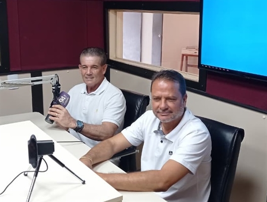 Paulo Roberto Santos e Rogério Fernandes estiveram na Cidade FM (Foto: A Cidade)