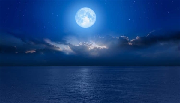 Essa lua poderá ser vista novamente apenas no ano de 2039 e sua característica azul depende da atmosfera (Shutterstock)