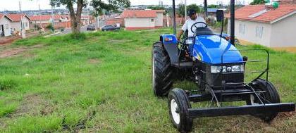 Proprietários têm até sexta-feira para limpar terrenos