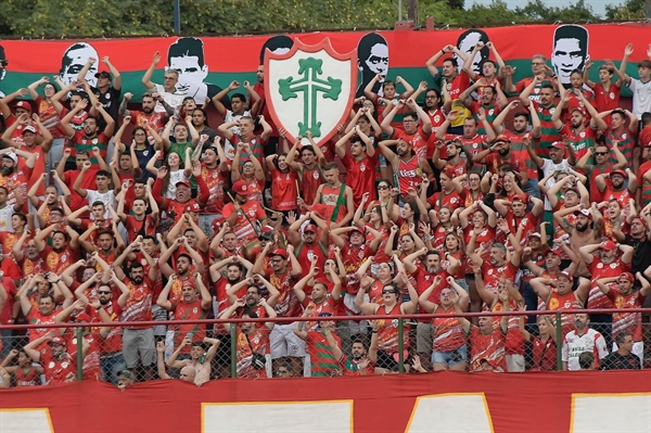 Torcida organizada realiza caravana para Votuporanga (Foto: Divulgação/Portuguesa)