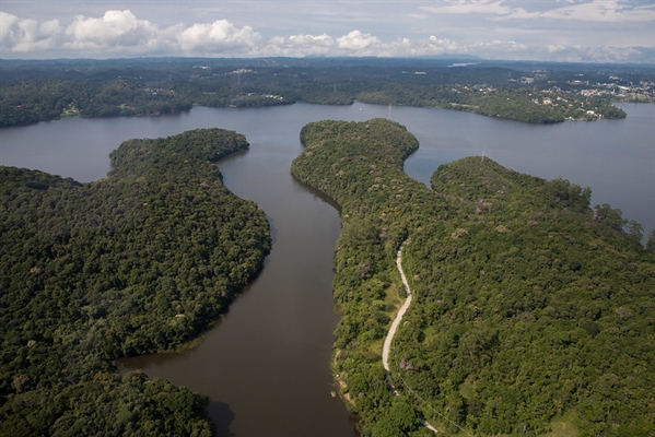 A medida estabelece diretrizes e ações para prevenção, mitigação e resposta aos impactos da estiagem prolongada (Foto: Governo de SP)