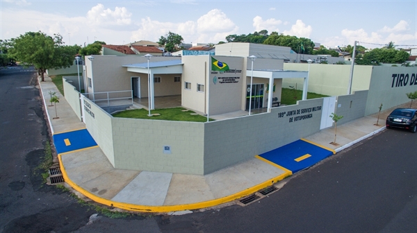 Jovens que se alistaram devem checar sua situação militar presencialmente, na Junta de Votuporanga, ou pela internet (Foto: Prefeitura de Votuporanga)