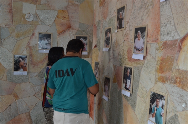 Exposição “Além dos Olhos” mostrou talentos e histórias de pessoas com deficiência atendidas pelo Idav (Foto: A Cidade)