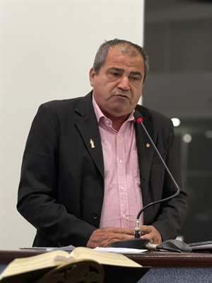 O vereador Wartão não poupou críticas ao governador Tarcísio de Freitas ao mencionar o Hospital Materno-Infantil (Foto: Assessoria)