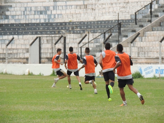 Técnico aprova formação em primeiro coletivo