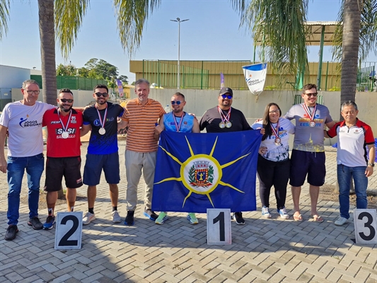 Entre os destaques de Votuporanga está a natação, considerada a melhor da região e que foi campeã dos Regionais  (Foto: Divulgação)