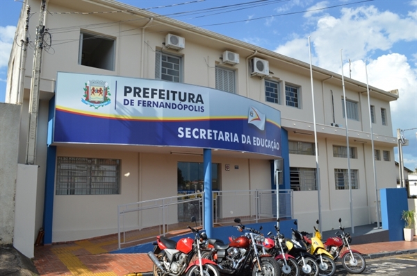 A proibição também afeta, além das escolas municipais e estaduais, a rede particular de ensino (Foto: Reprodução/Prefeitura de Fernandópolis)