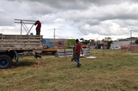 Com a autorização negada para se instalarem em Votuporanga diante do aumento de casos de Covid, estrutura foi desmontada (Foto: A Cidade)