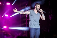 Gusttavo Lima, considerado um dos maiores artistas do Brasil e destaque das lives, virá com o título de embaixador da edição de 15 anos do evento (Foto: Reprodução/Site Oficial)