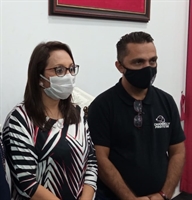 A deputada federal, Renata Abreu, visitou Votuporanga e lançou a pré-candidatura de Chandelly Protetor a deputado estadual (Foto: A Cidade)