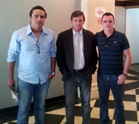 Secretário em reunião com Marcelo Dias e Coronel Isidro
