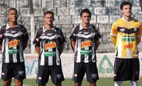 Goleiro Daniel tem a missão de impedir o ataque do Penapolense