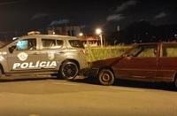 Os dois ocupantes do Fiat/Uno foram conduzidos à Central de Flagrantes, onde foram autuados e responderão ao inquérito em liberdade (Foto: Divulgação/Baep)