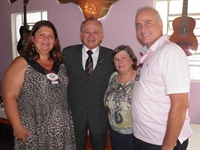 Márcia e Douglas Gianoti acompanhados do deputado federal Dr. Marcos Ubiali e de Luzia Pinto 
