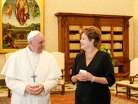 Dilma se encontra com Papa Francisco no Vaticano 