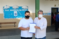 Estudantes do oitavo ano elaboraram projeto de lei com foco no meio ambiente; encontro possibilitou aproximar a turma do Executivo (Foto: Prefeitura de Votuporanga)